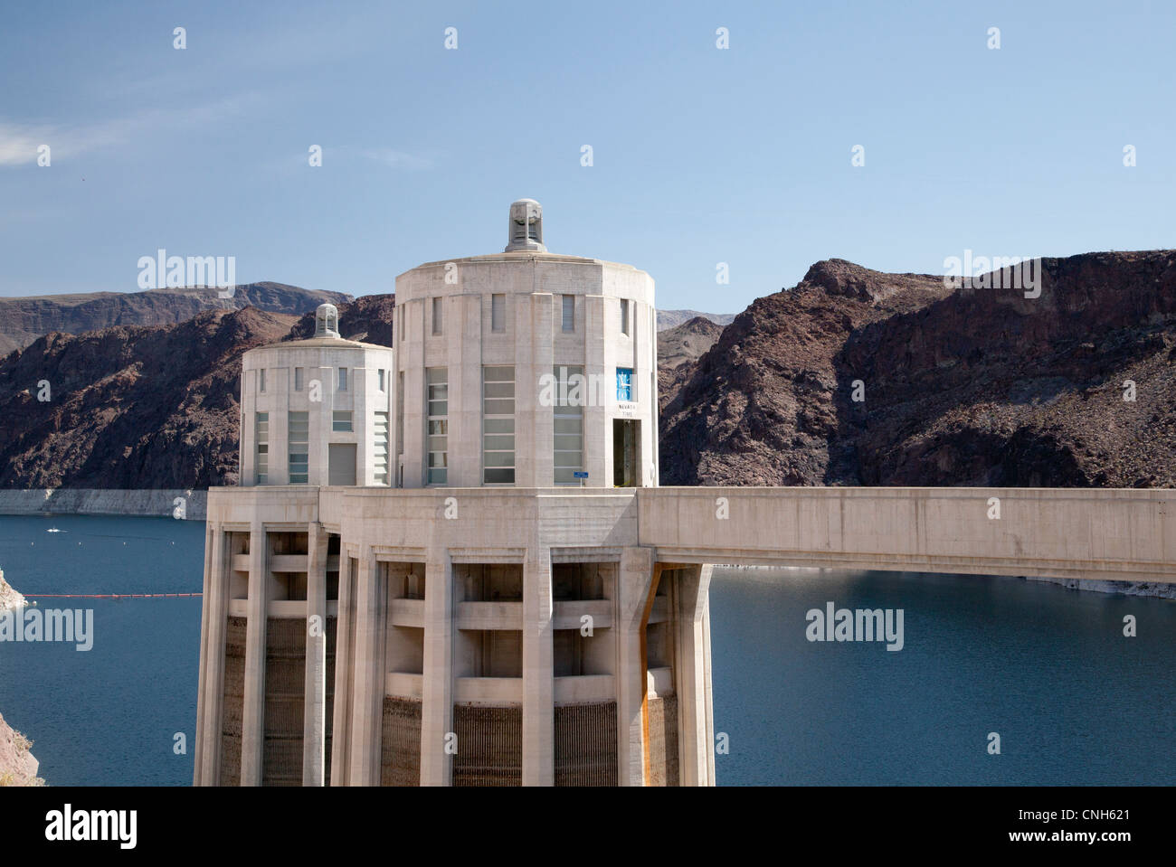 März 2012. Der Western Aufnahme Turm am Hoover-Staudamm, USA. Stockfoto