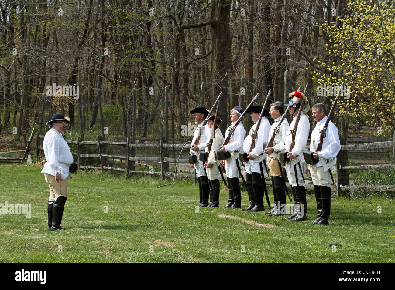 Eine Nachstellung der amerikanischen Revolution Kontinentalarmee Bohren im hohlen Jockey - National Historic Park in Morristown, NJ Stockfoto