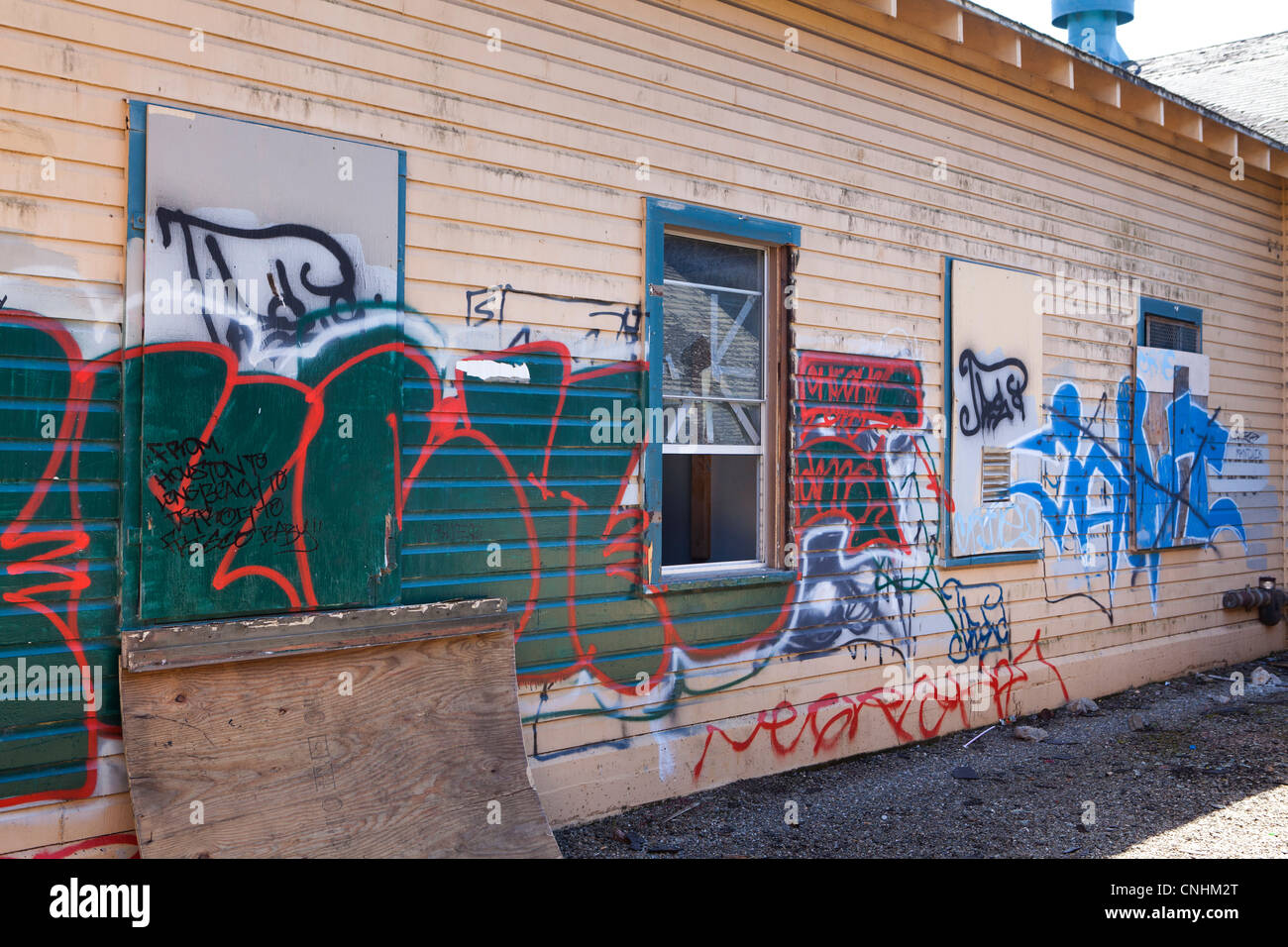 Graffiti auf Seite des Gebäude - USA Stockfoto