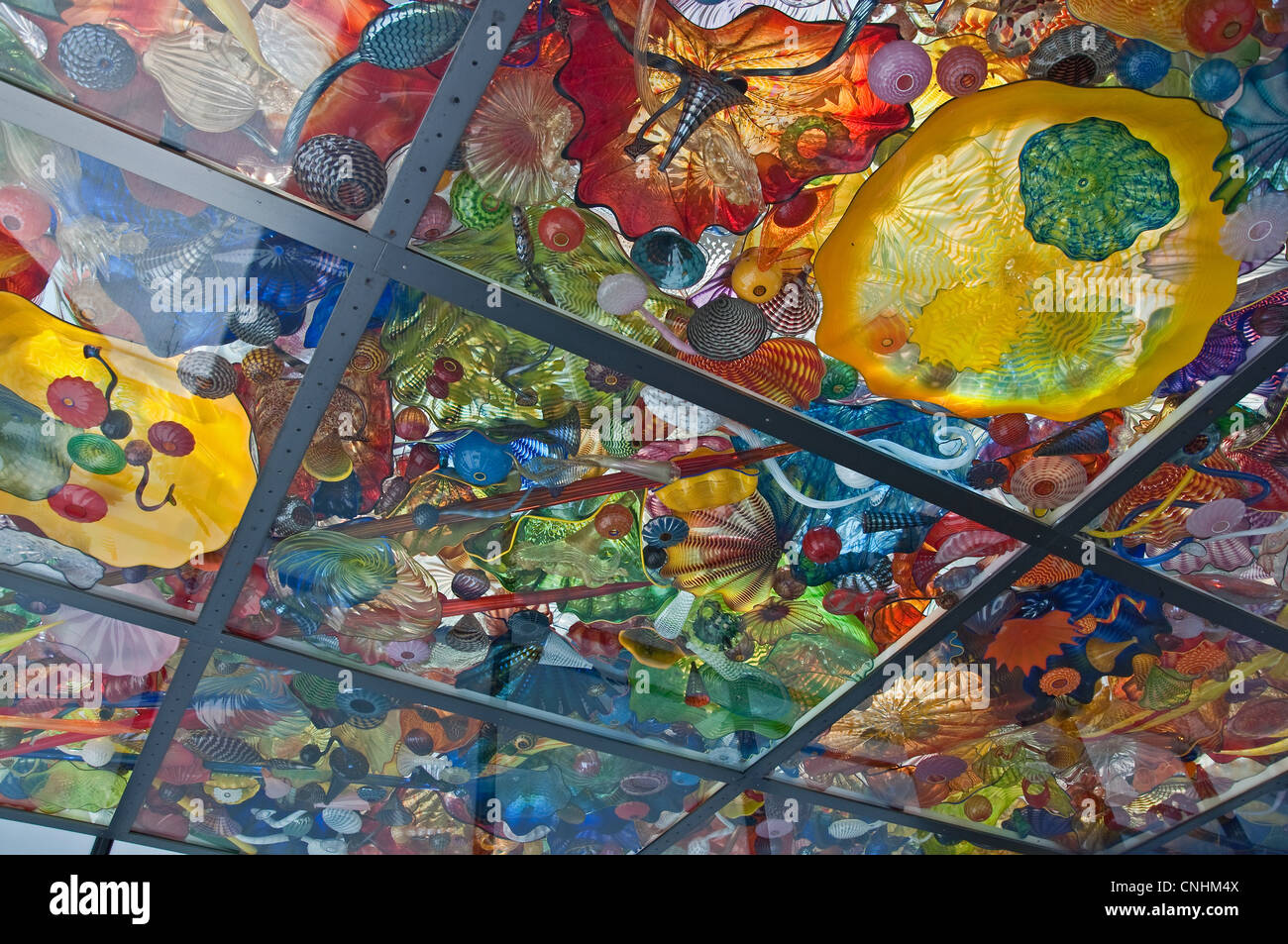 TACOMA, WA - 9. November 2011: The Museum of Glass fand vor kurzem wöchentlich Miniclub Design Glas nach Promotie Glaskunst, urban Stockfoto