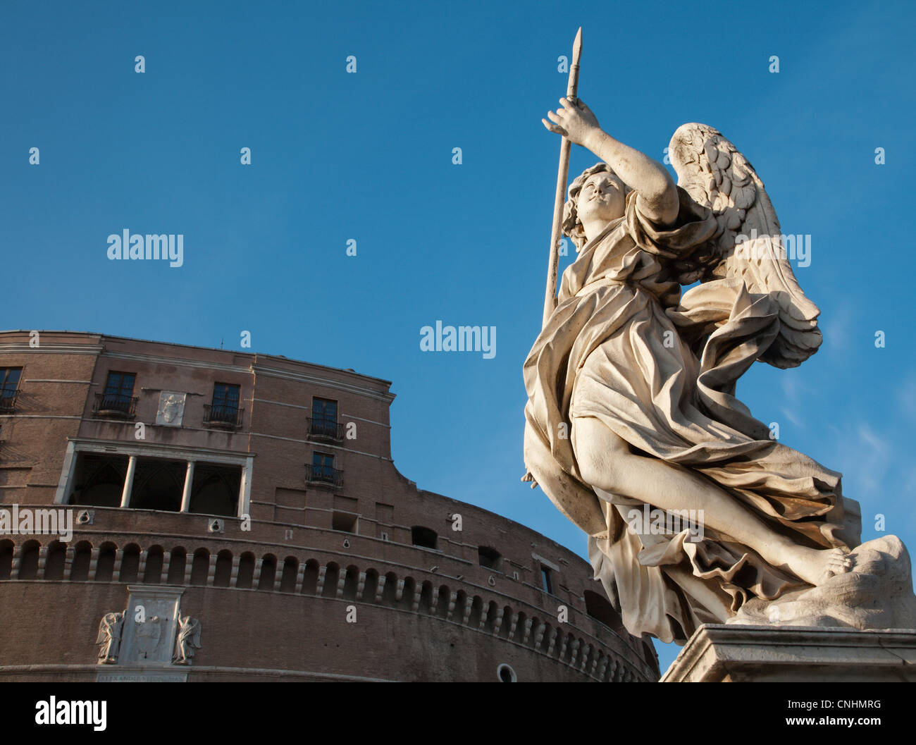 Rom - Engel mit der Lanze von Domenico Guidi, Ponte Sant - Engel zu überbrücken Stockfoto