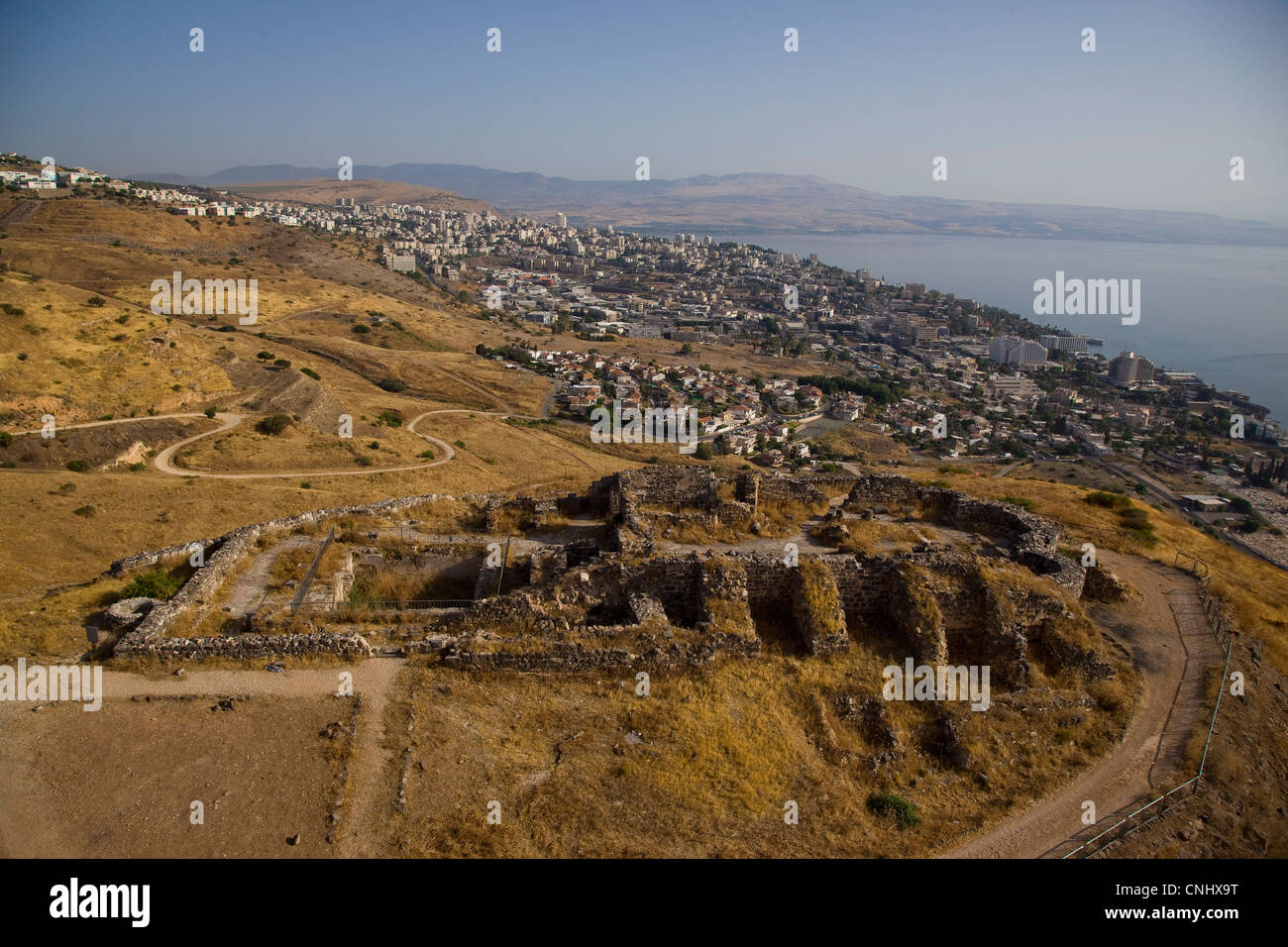 Luftaufnahme der archäologische Stätte von Mount Berenice in der Nähe vom See Genezareth Stockfoto