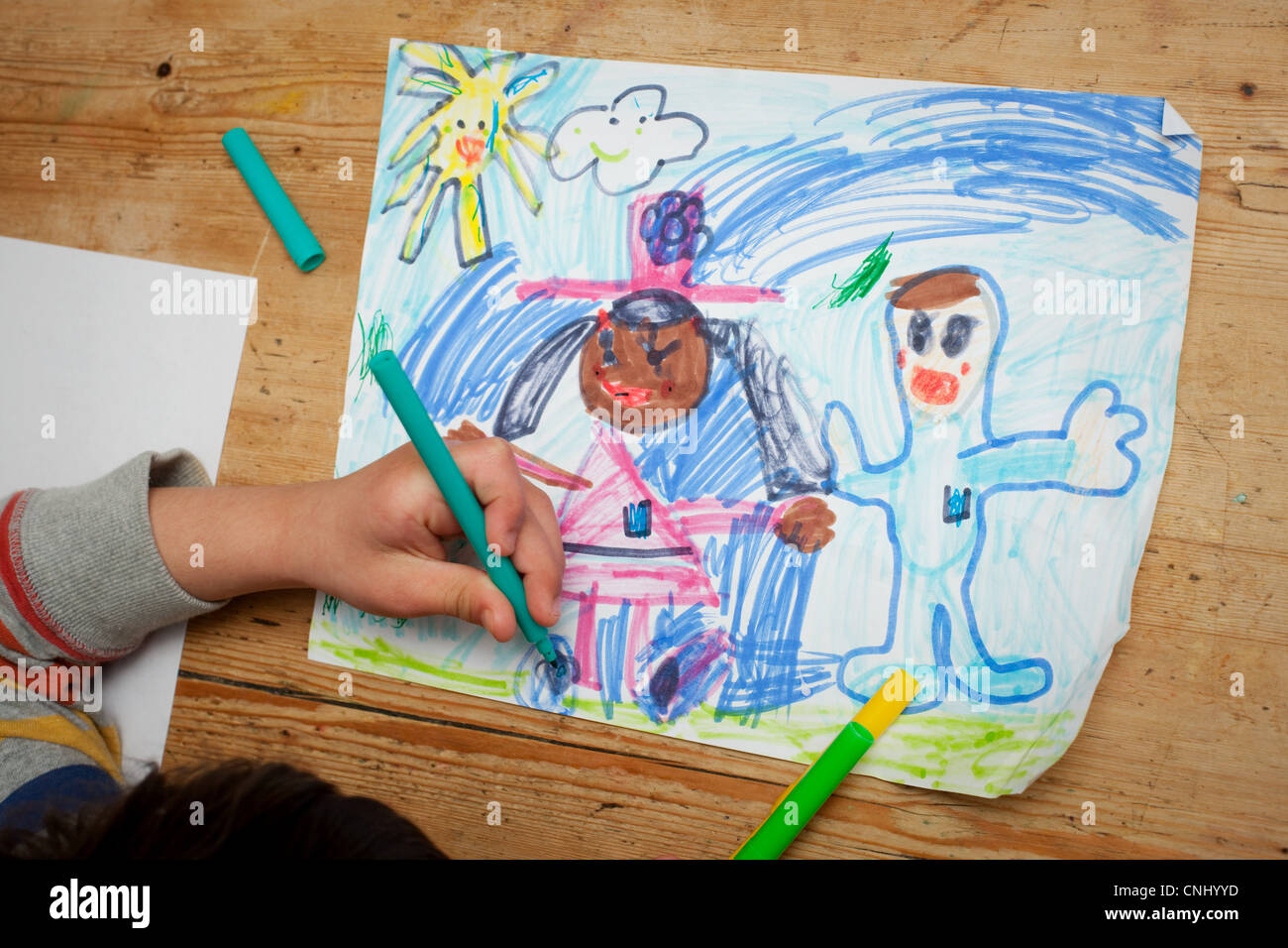 Kind ein Bild zeichnen Stockfoto
