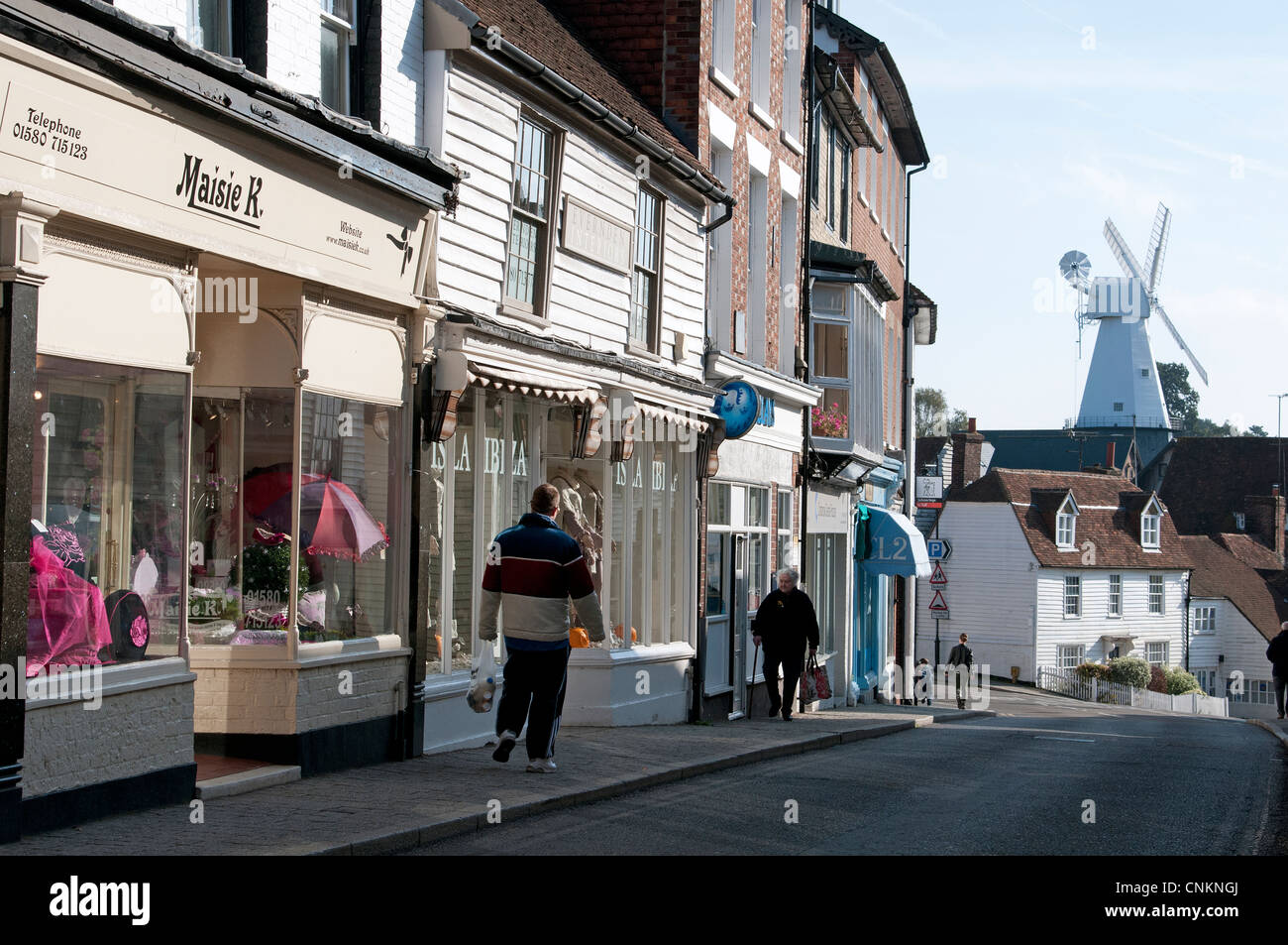 Cranbrook eine kleine historische Stadt in South East Kent England mit einer Windmühle Stockfoto