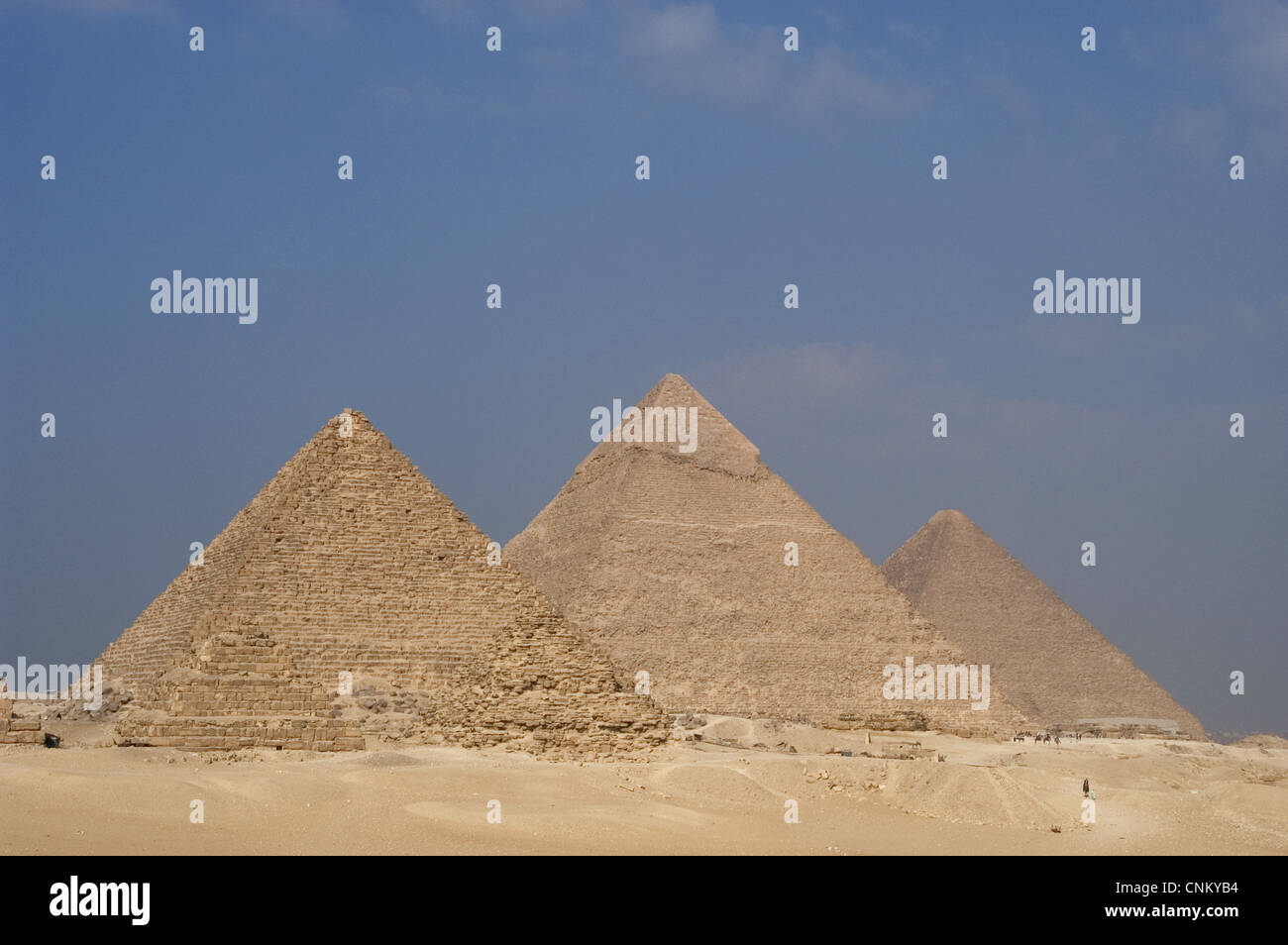 Ägypten. Die Pyramiden von Gizeh. Pyramide von Cheops oder Cheops Pyramide von Khafre oder Chephren und Mykerinos oder Mykerinos-Pyramide. Stockfoto
