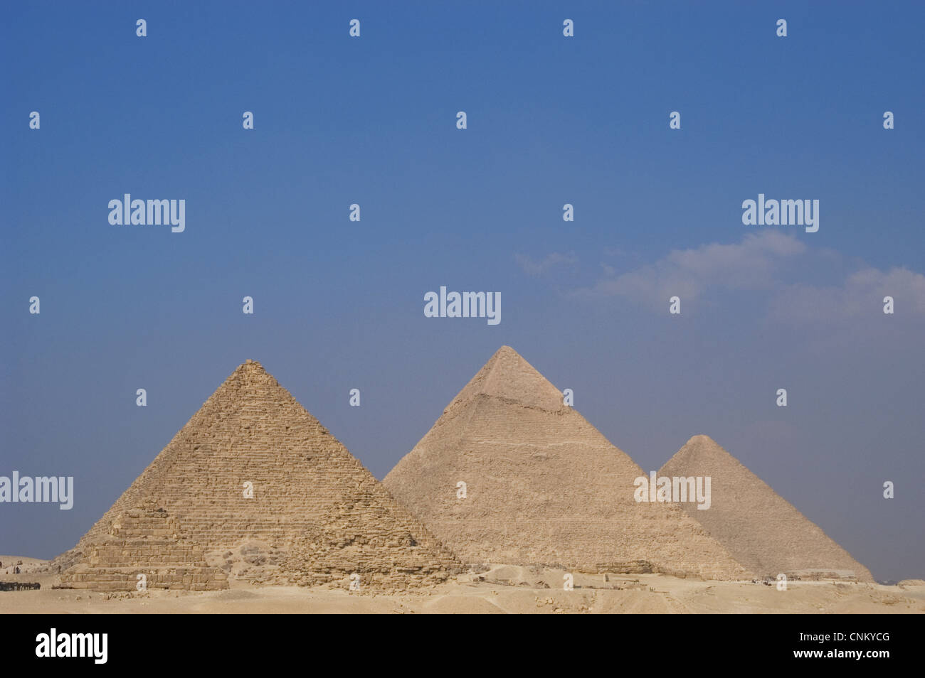 Ägypten. Die Pyramiden von Gizeh. Pyramide von Cheops oder Cheops Pyramide von Khafre oder Chephren und Mykerinos oder Mykerinos-Pyramide. Stockfoto