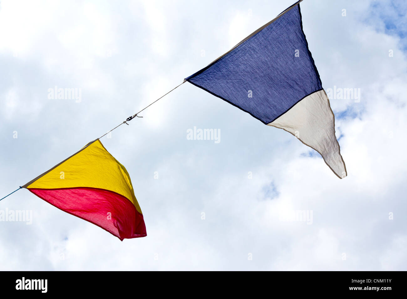 Flaggen auf Bier-Regatta Stockfotografie - Alamy