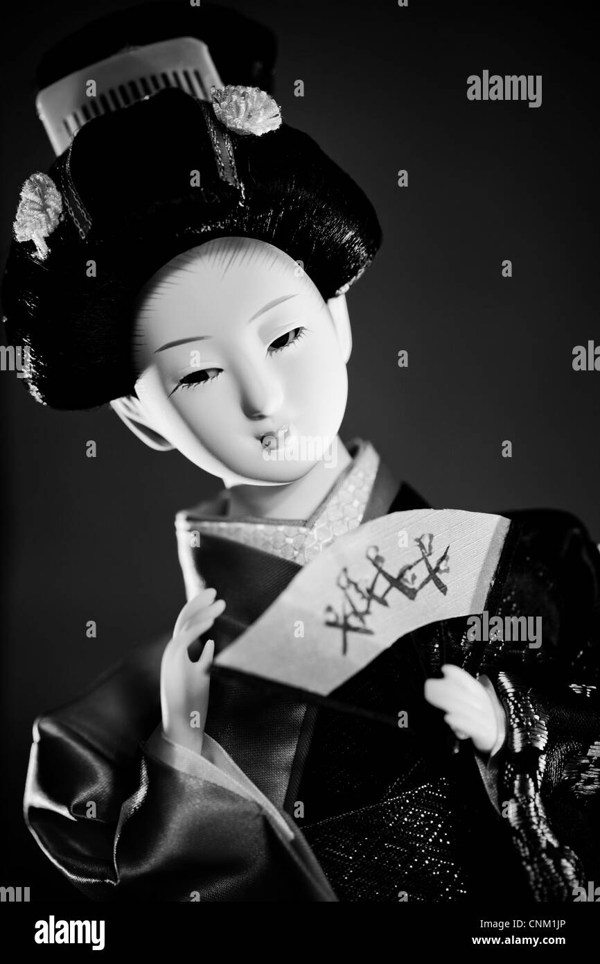 Geisha-Puppe. Japan traditionell Kulturbegriff. Stockfoto