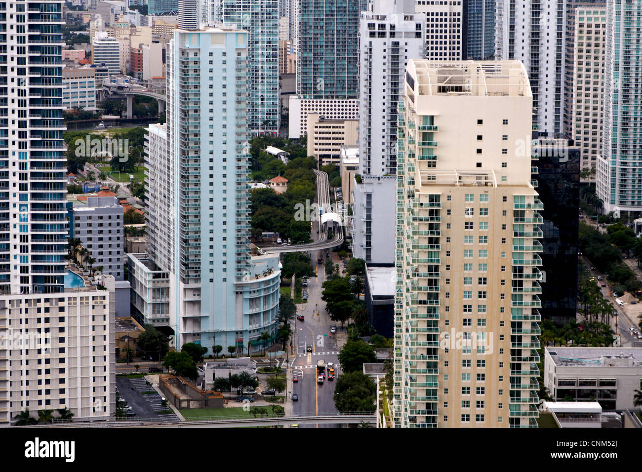 Sehen Sie unter Apartment-Türme im Stadtteil Brickell Miami, FL, USA. Stockfoto