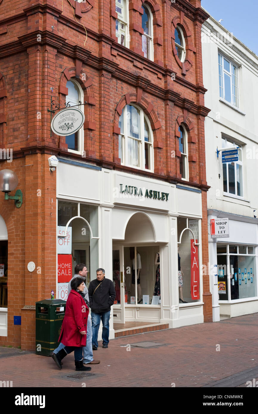 Außenseite von LAURA ASHLEY-Shop im Zentrum von Hereford Herefordshire England UK Stockfoto