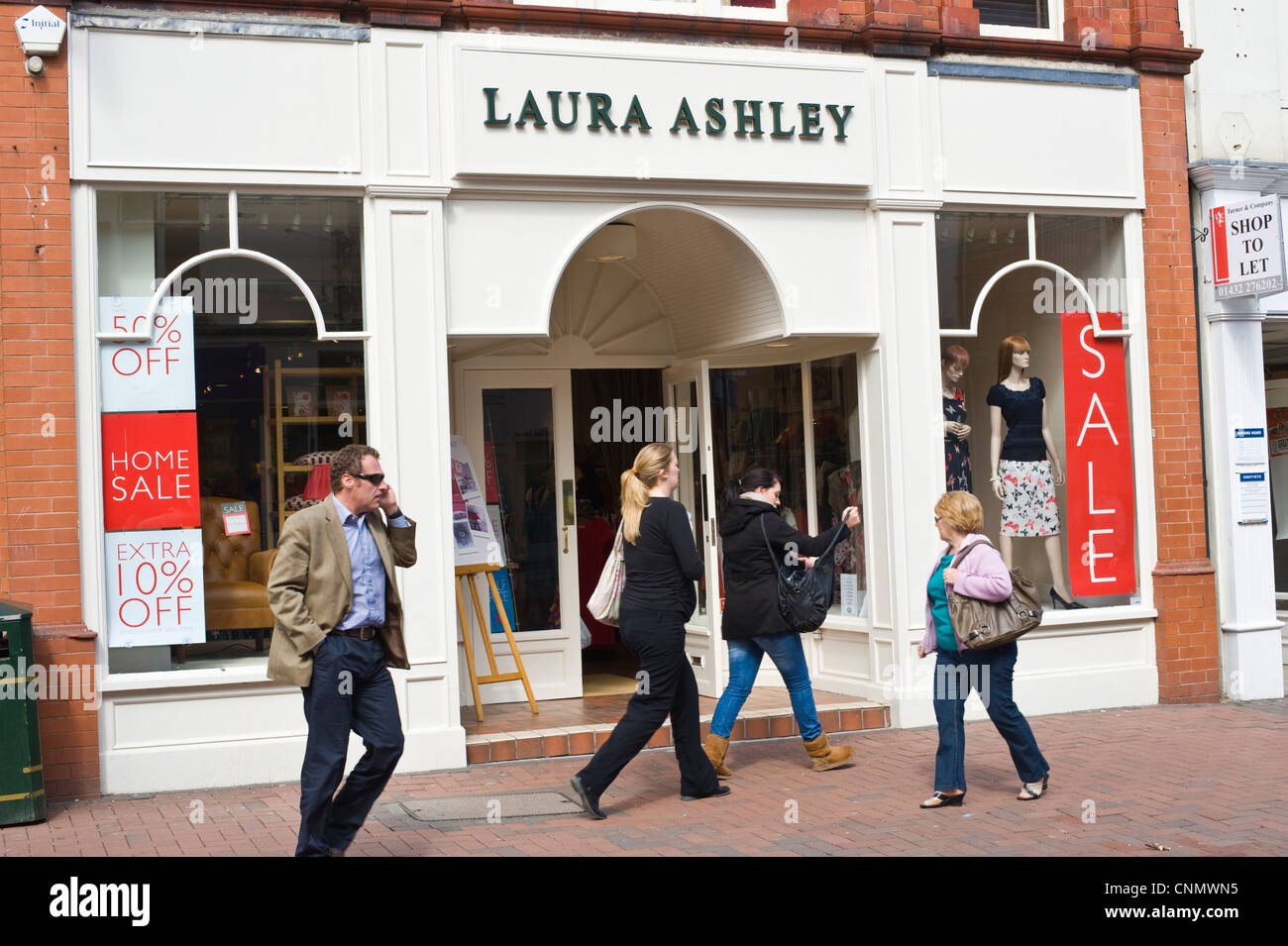 Außenseite von LAURA ASHLEY-Shop im Zentrum von Hereford Herefordshire England UK Stockfoto