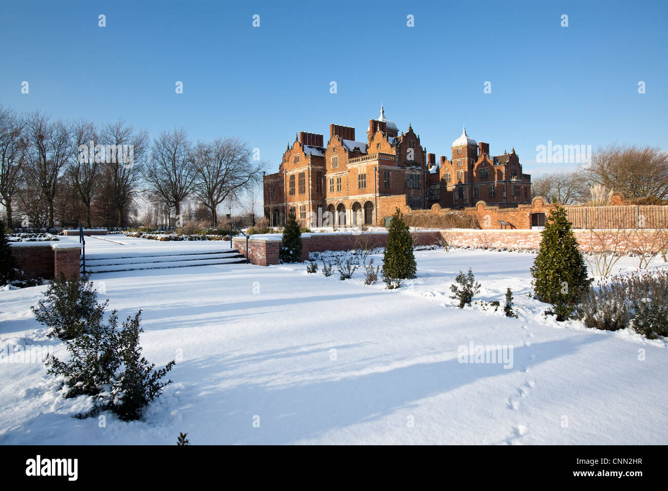 Aston Hall, Birmingham, England im Schnee Stockfoto