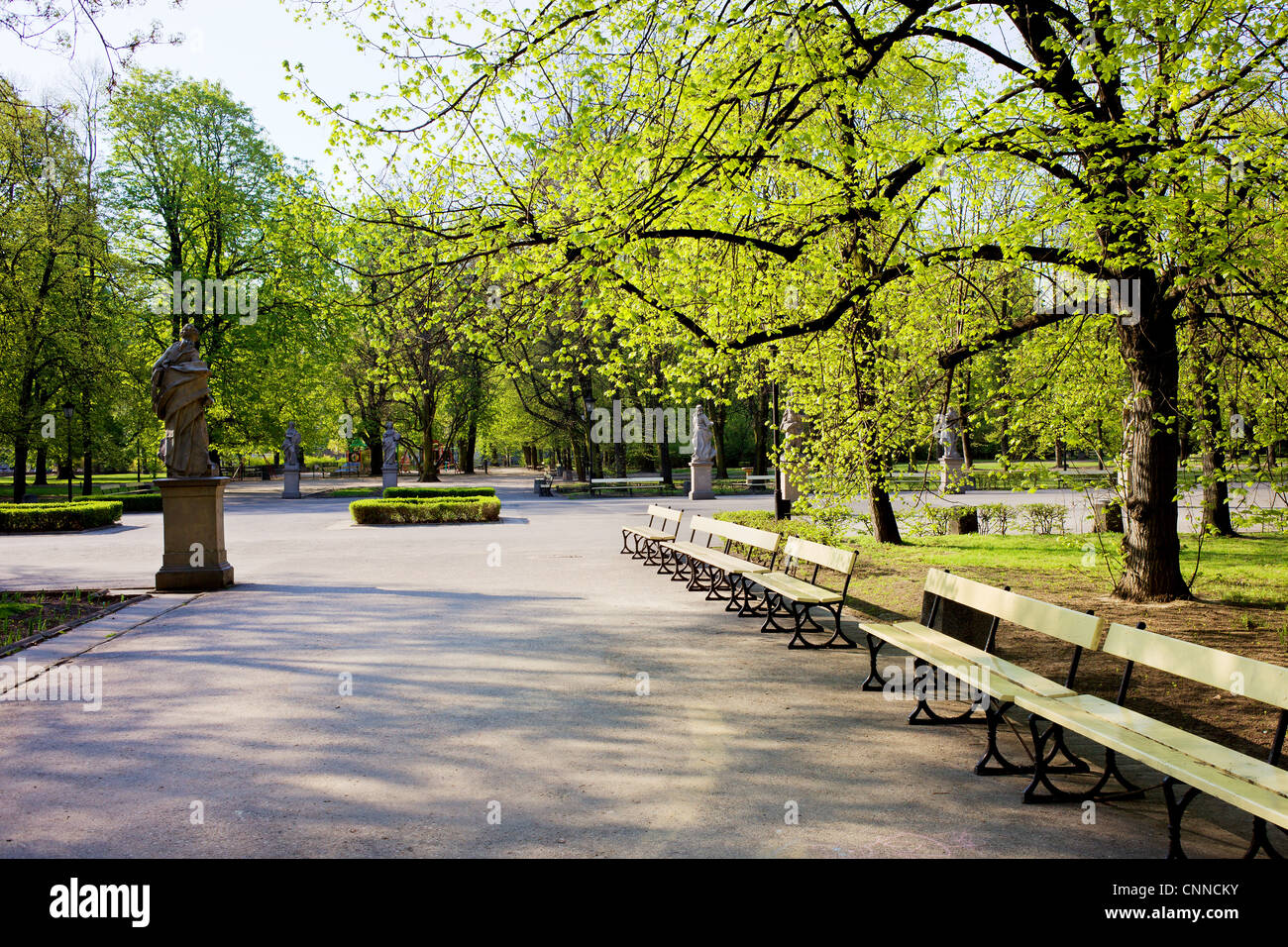 Der sächsische Garten (Polnisch: Park Saski) im Frühling, öffentlicher Park in der Innenstadt von Warschau, Polen Stockfoto