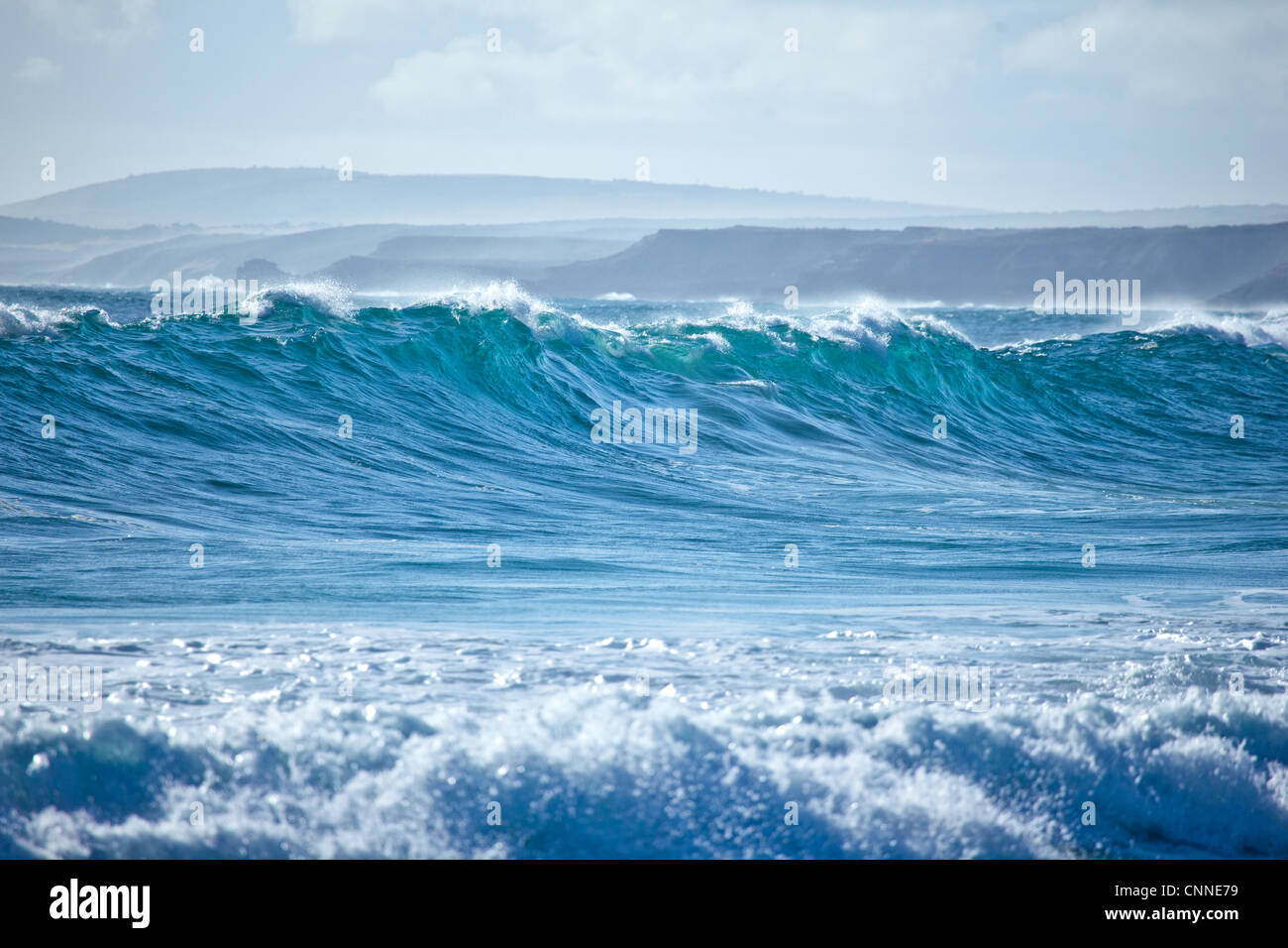 Wellen brechen an Greenly Beach South Australia Stockfoto