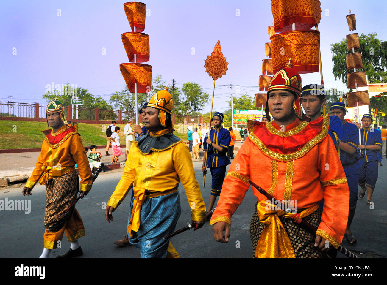 Bunten Kostüm getragen auf dem Lop Buri-Festival am 15.02.2012 in lop Buri Thailand Stockfoto