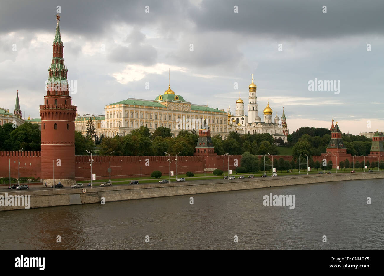 Moskauer Kreml, Panorama mit Wolken Stockfoto