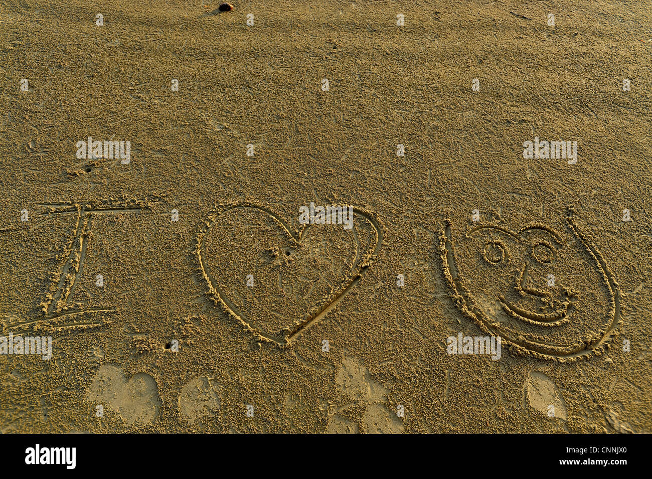 Ich liebe U geschrieben am tropischen Sandstrand Koh Sukon, Trang, Süd-Thailand Stockfoto