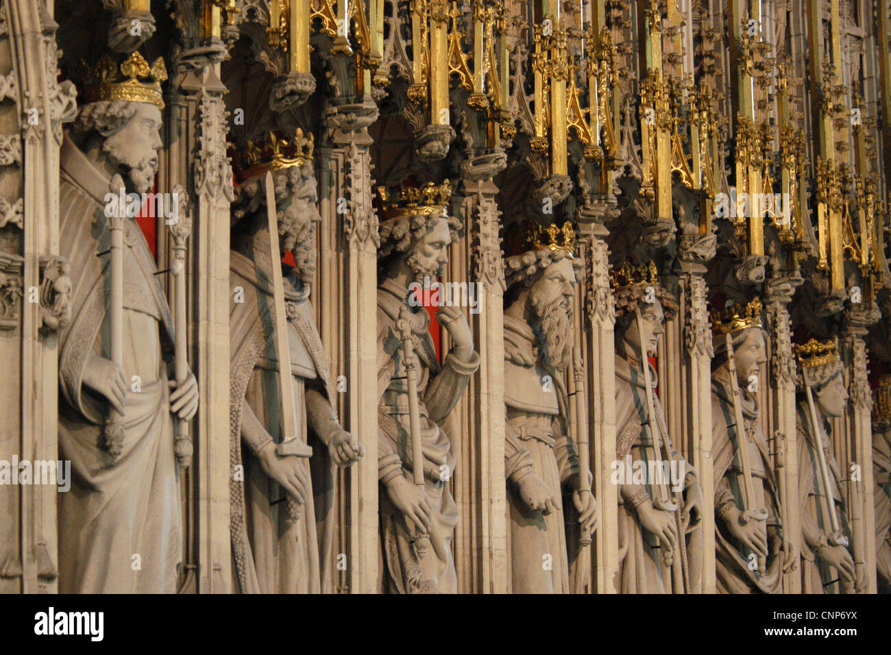 Gotischer Chor Bildschirm aus dem 15. Jahrhundert in das York Minster in North Yorkshire, England, UK. Stockfoto