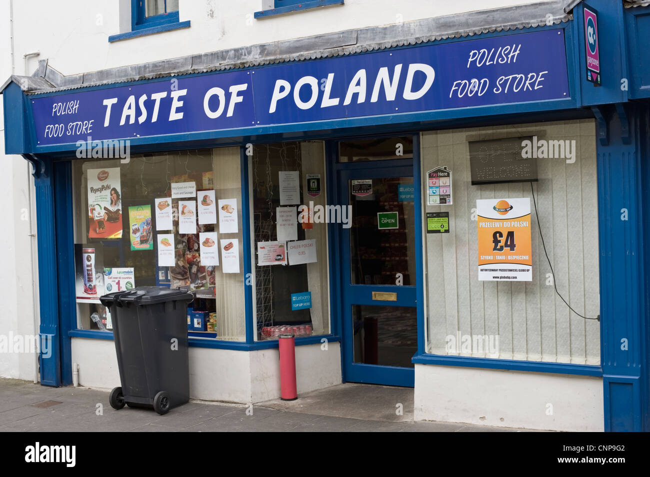 Geschmack von Polen polnische Lebensmittelgeschäft an der High Street in Merthyr Tydfil South Wales UK Stockfoto