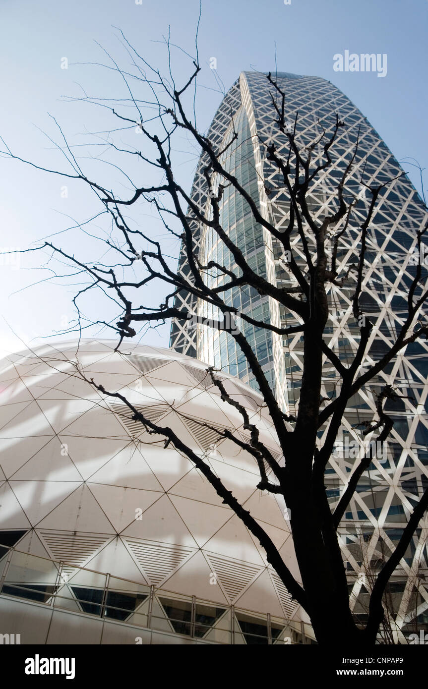 Tokyo Mode Gakuen Cocoon Tower Shinjuku, Tokyo, Japan Stockfoto