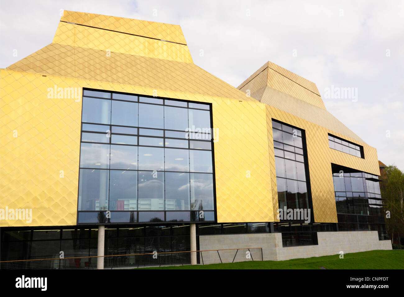 Der Bienenstock, Worcester neue Bibliothek und History Centre, Teil von Universität von Worcester und gemeinsam genutzten öffentlichen Annehmlichkeit. Stockfoto