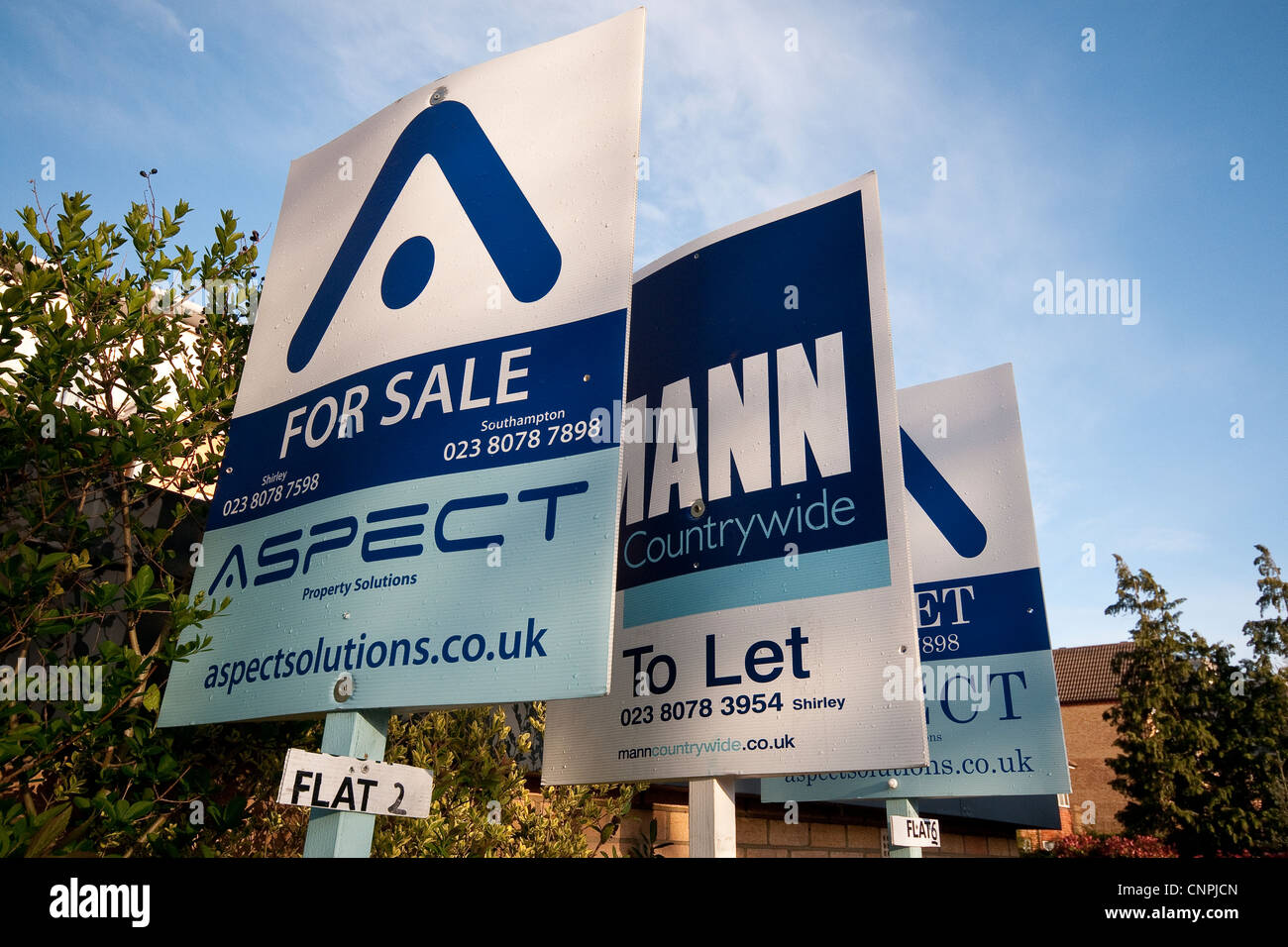 Für Verkauf und lassen Sie Eigenschaft Zeichen in Southampton, England, UK Stockfoto