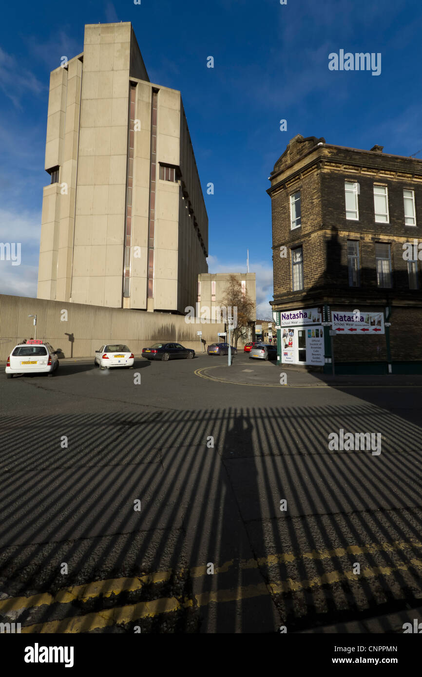 Höhepunkt, Westgate, Bradford, in den 1970er Jahren erbaut und war früher Sitz der Yorkshire Building Society. Stockfoto