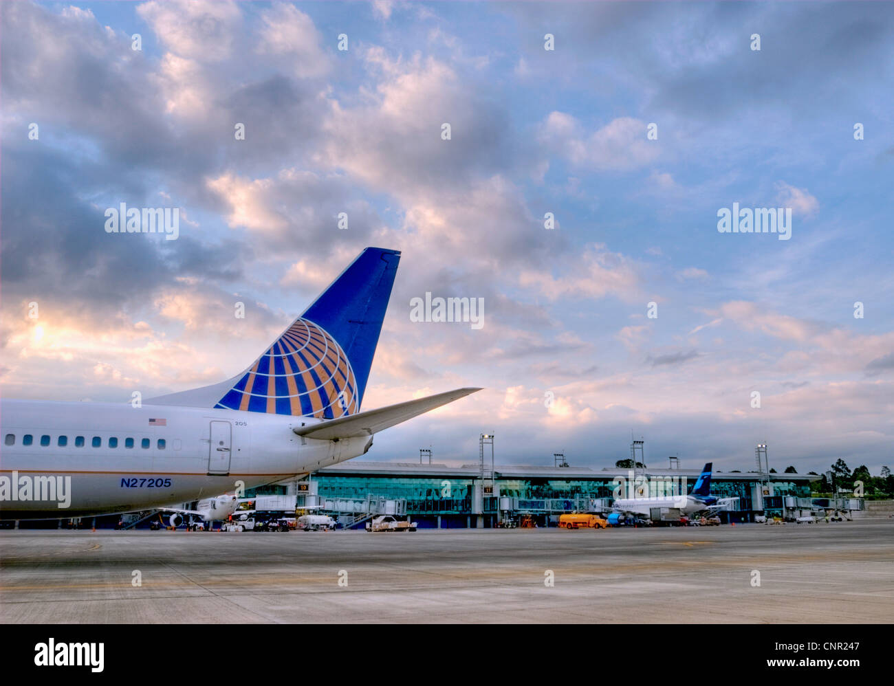 Vereinigte Jet am Flughafen la Aurora (GUA). Stockfoto