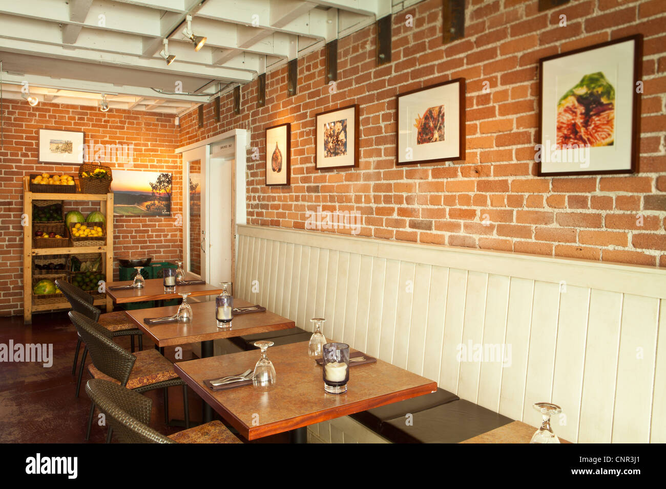 Interieur, Thomas Hill Organics Markt Bistro &amp; Wine Bar, Paso Robles, California Stockfoto