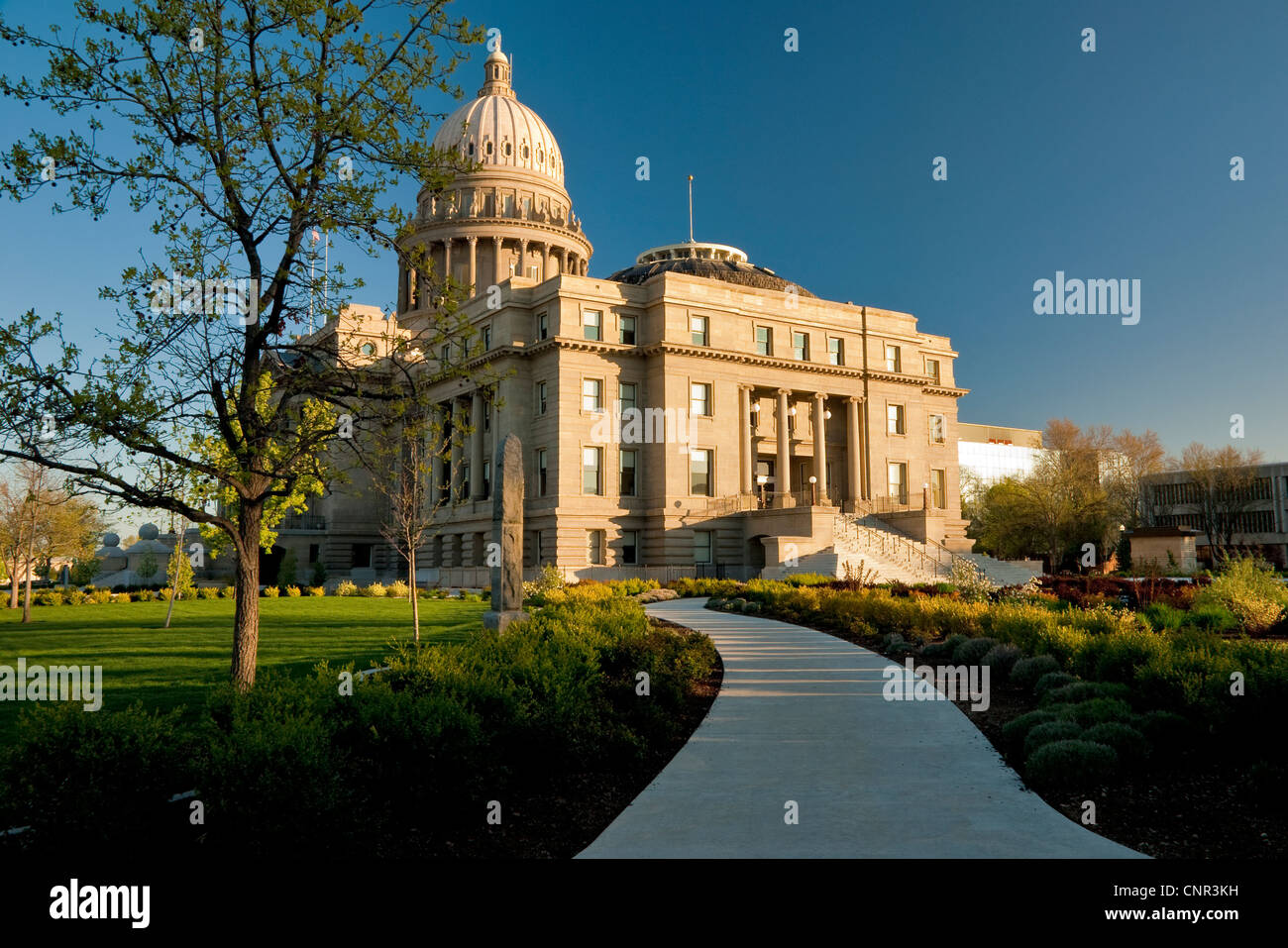 Bürgersteig führt hinauf zu der Hauptstadt des Bundesstaates Idaho Stockfoto