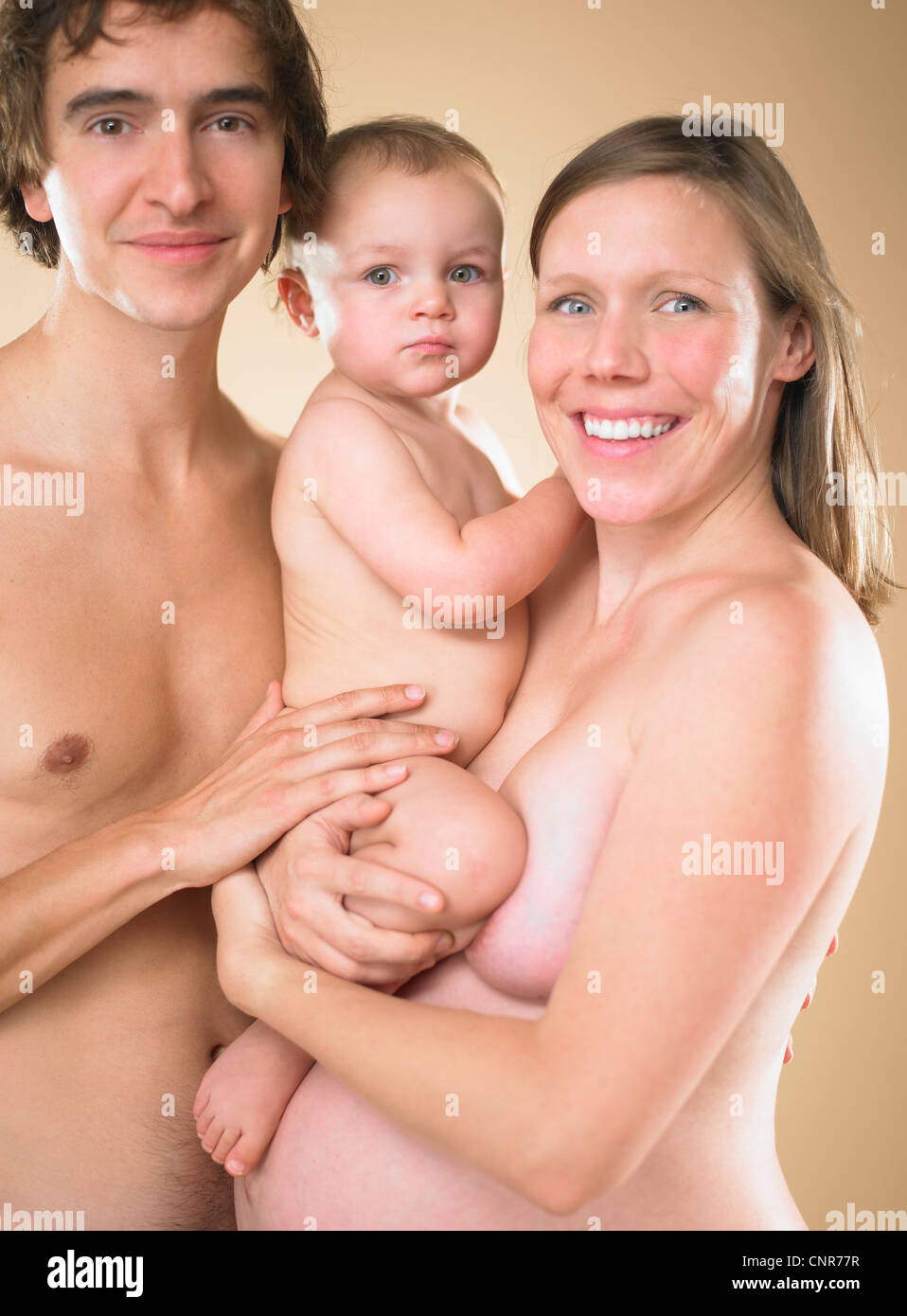 familie nackt $ Eltern und Kind posiert nackt Stockfotografie - Alamy