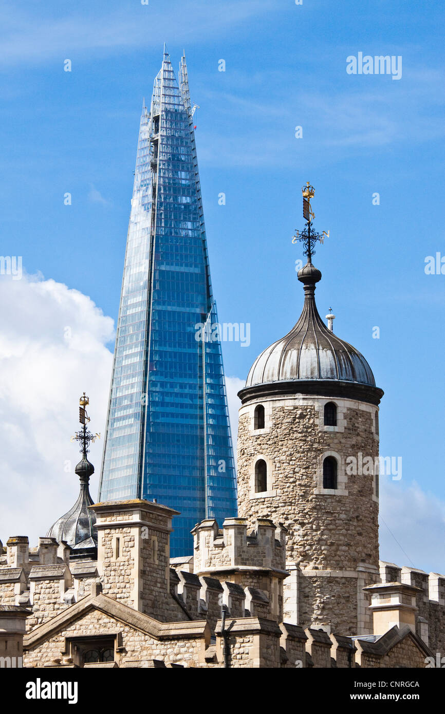 Shard London Bridge & Tower of London Stockfoto