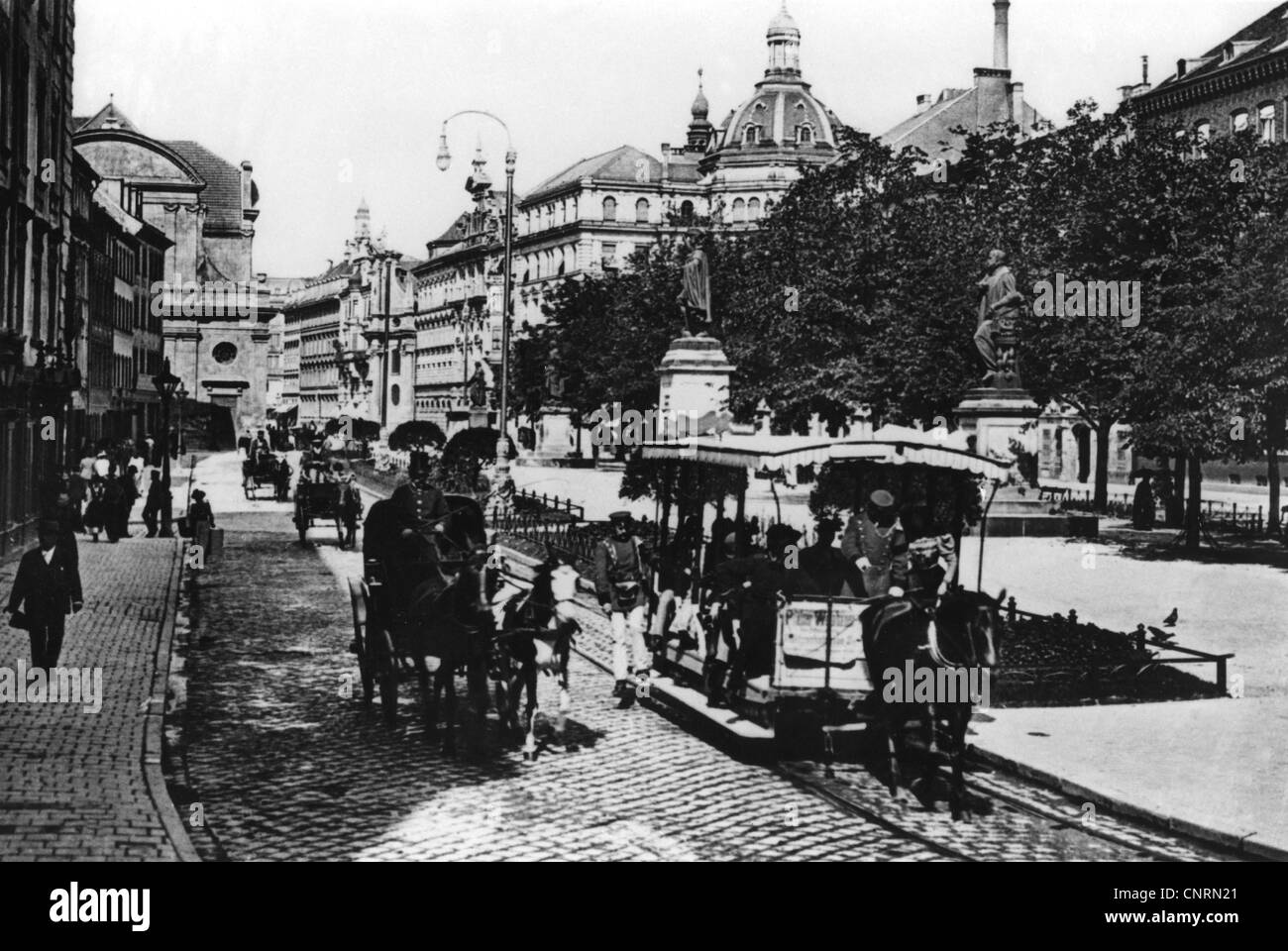 Geographie / Reisen, Deutschland, München, Straßenbahn, Pferdebahn, Promenadeplatz, um 1900, Additional-Rights-Clearences-not available Stockfoto