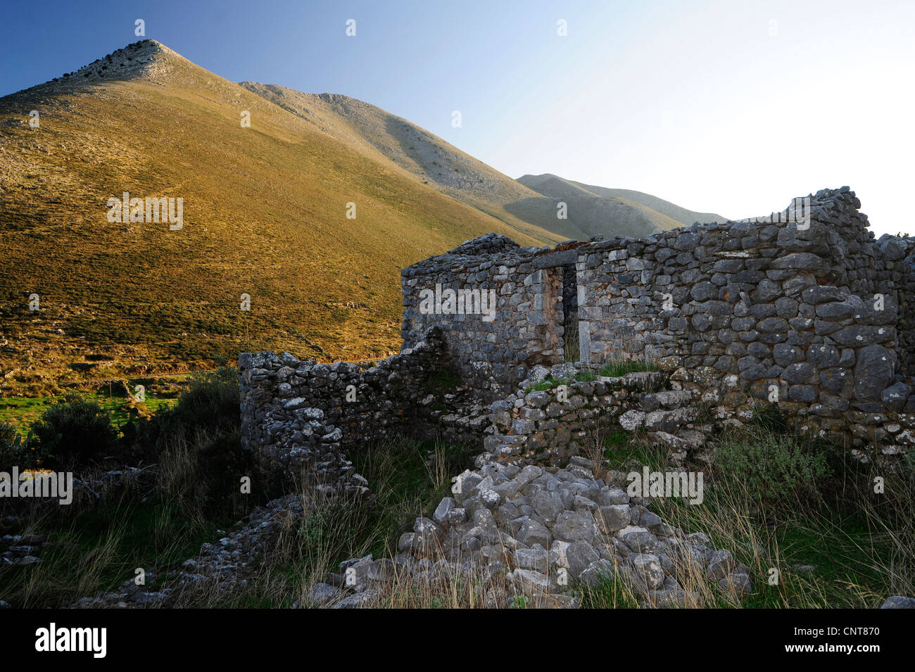 Ruine in der Mani, Griechenland, Peloponnes, Mani, Pyrrichos Stockfoto