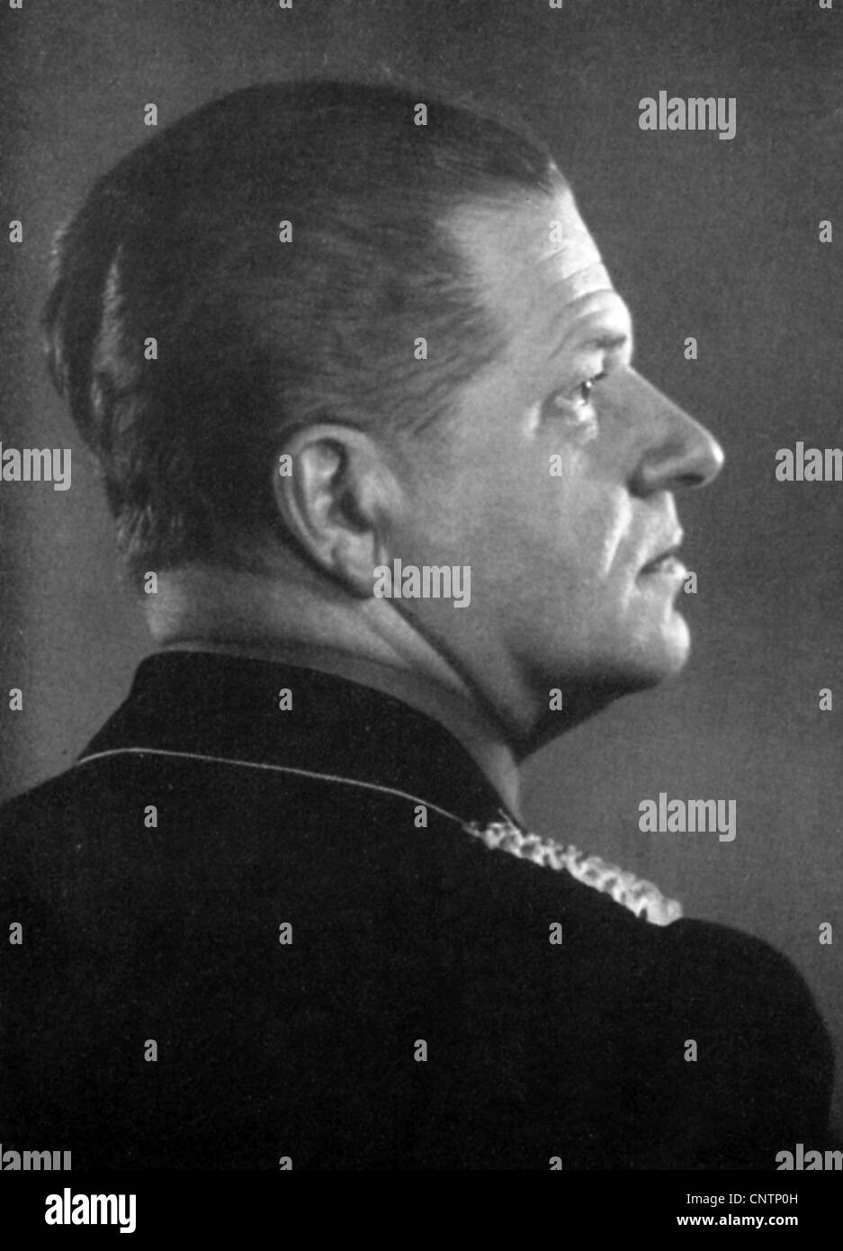 Johst, Hanns, 8.7.1890 - 23.11.1978, deutscher Dramatiker, Porträt, in SS-Uniform, Profil, Foto, ca. 1940, Stockfoto