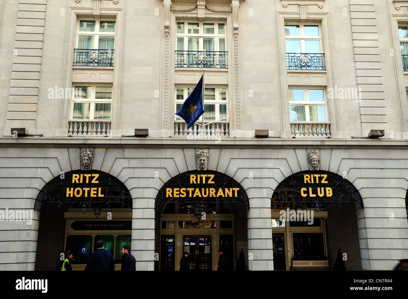 Außenseite des The Ritz Hotel Piccadilly, London Stockfoto