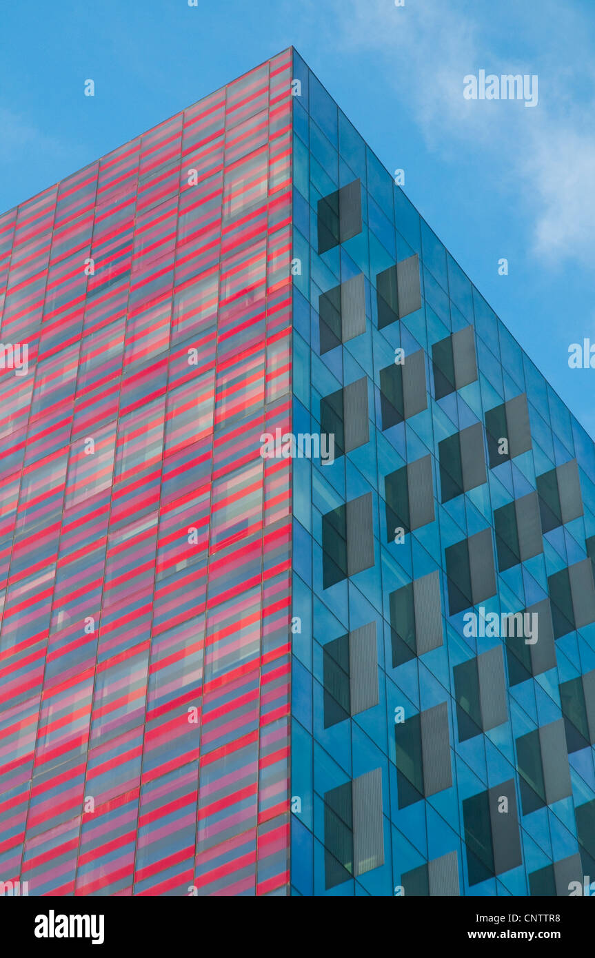 Glasfassaden des modernen Gebäudes. Madrid, Spanien. Stockfoto