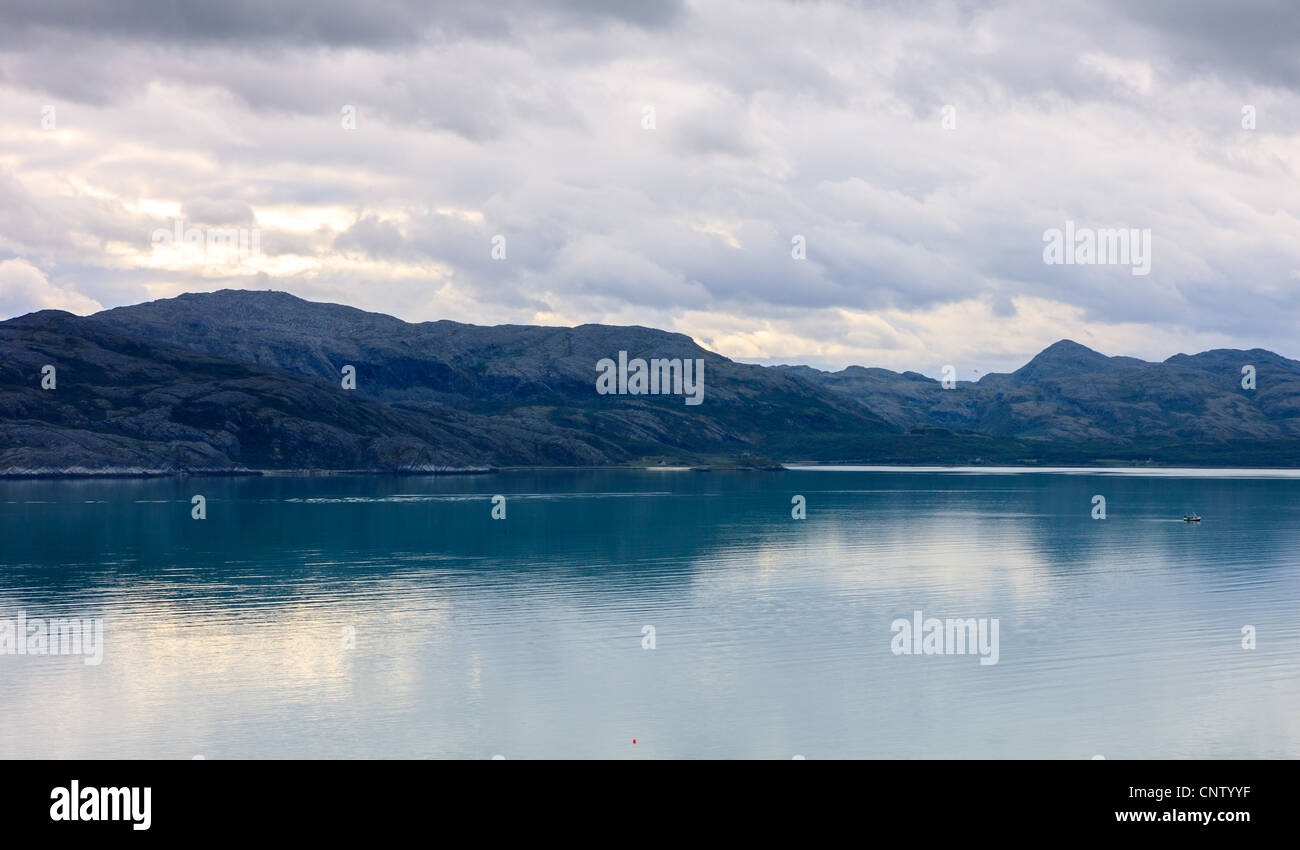 Blick auf die Berge und Fjorde, bedeckt Stockfoto