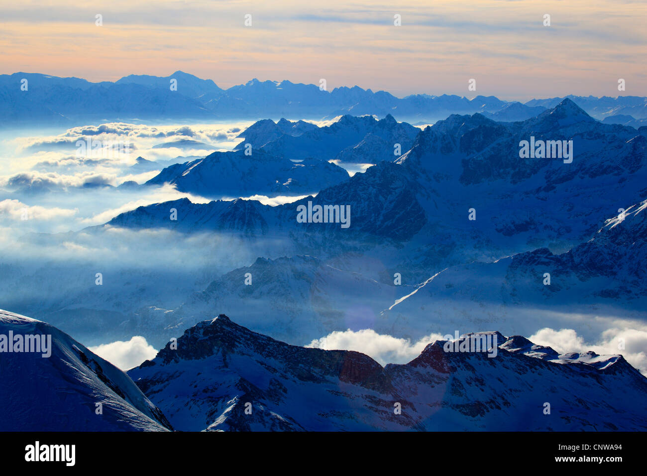 Blick auf Mont Blanc (4810 m, höchster Berg Europas) vom Klein Matterhorn, Schweiz Stockfoto