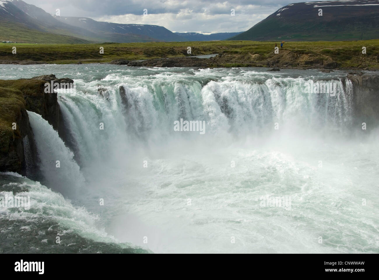 Wasserfall "Afoss (Wasserfall der Götter) des Flusses Skj-Lfandaflj-t, Island zu gehen Stockfoto