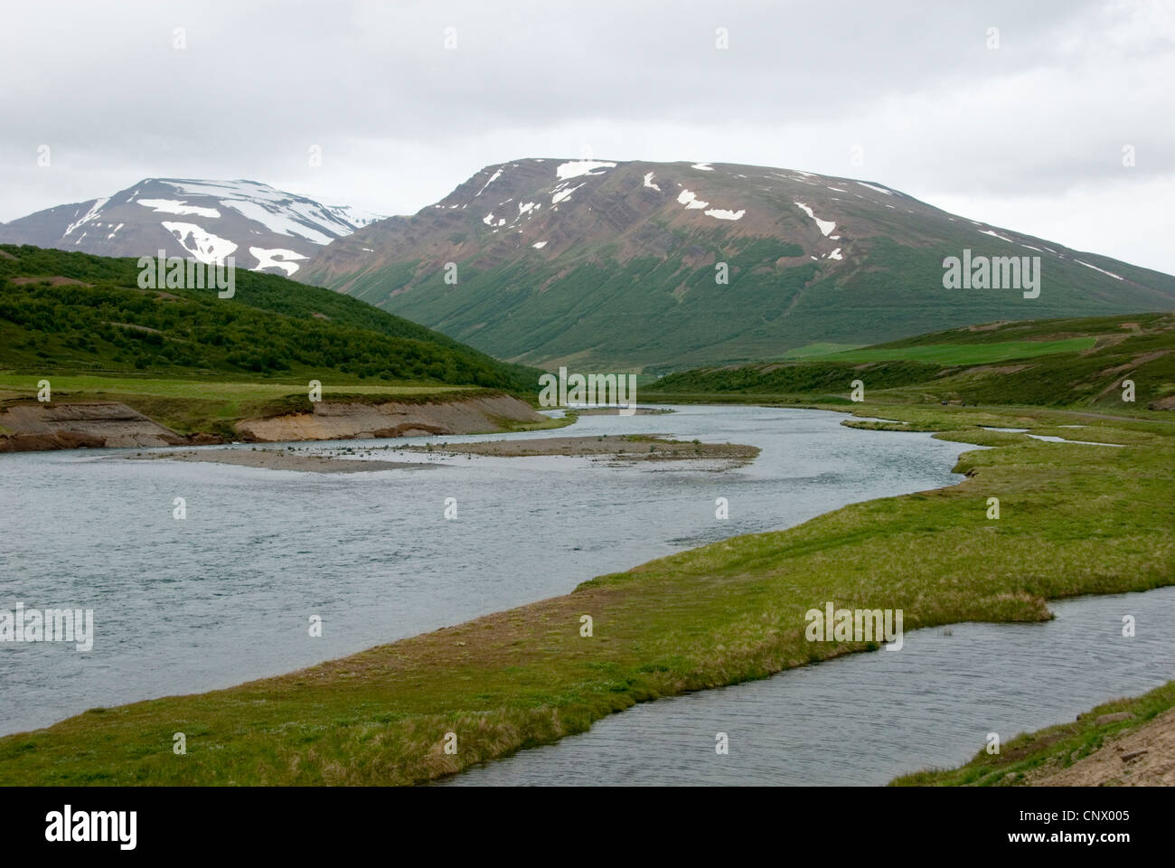 Landschaft und Fluss in der Nähe von Bodvarsnes, Island Stockfoto
