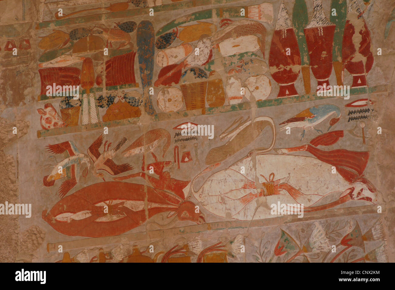 Ägyptische Küche. Relief in der Leichenhalle Tempel der Königin Hatshepsut in Deir el-Bahari in der Nähe von Luxor, Ägypten. Stockfoto