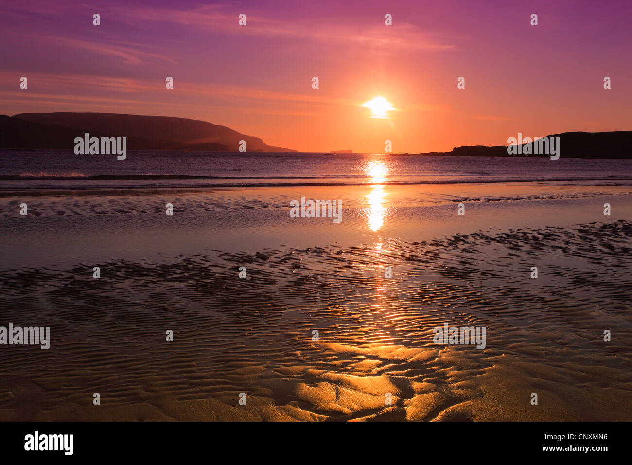 Sonnenuntergang an der Küste, Großbritannien, Schottland, Balnakeil Bay Stockfoto