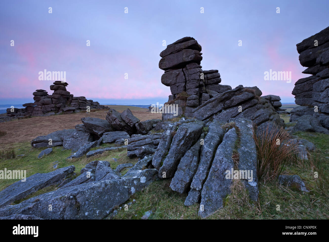 Große Klammer Tor im Morgengrauen, Dartmoor, Devon, England. Winter (Januar) 2012. Stockfoto