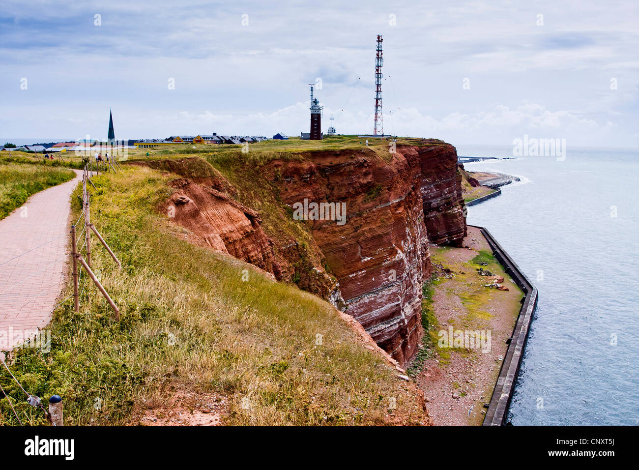 Blick entlang der roten Felsen-Küste, Deutschland, Schleswig-Holstein, Helgoland Stockfoto