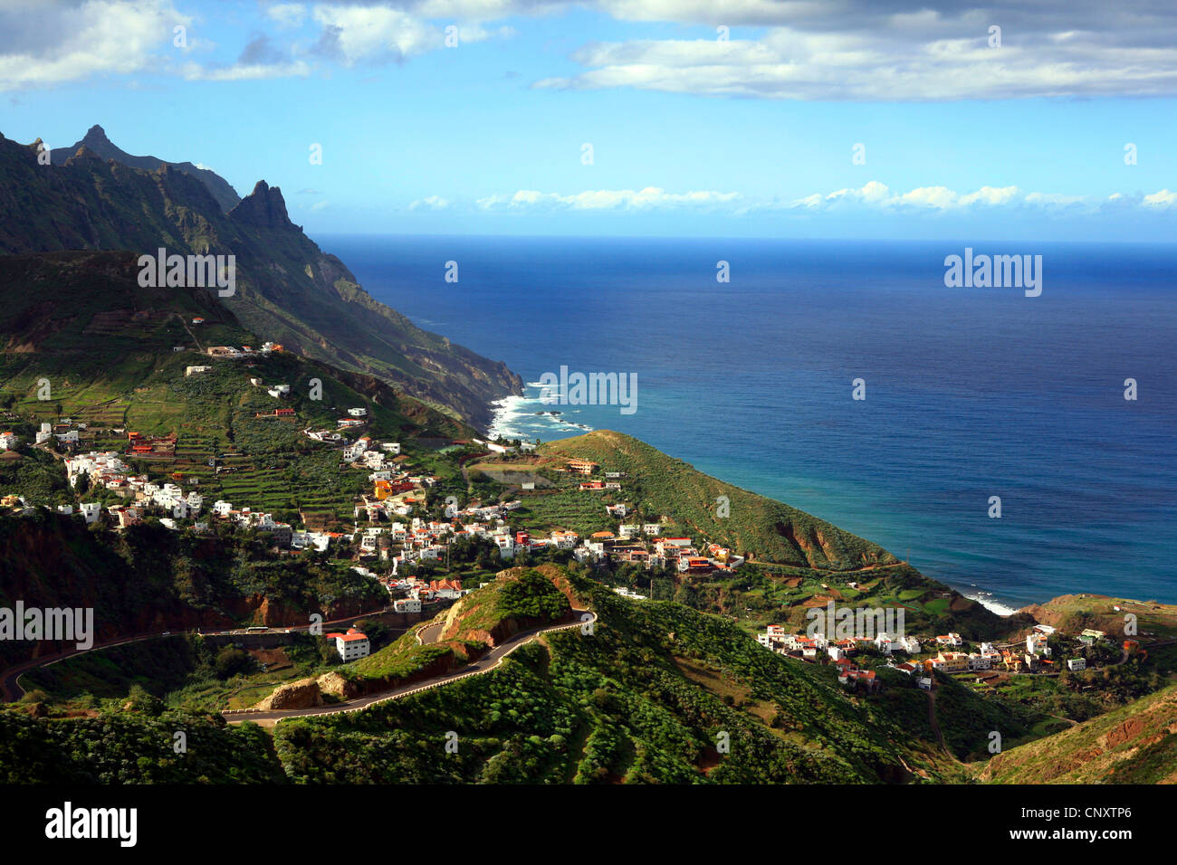 Blick nach Taganana im Macizo de Anaga ist ein Gebirgszug, Kanarische Inseln, Taganana Stockfoto