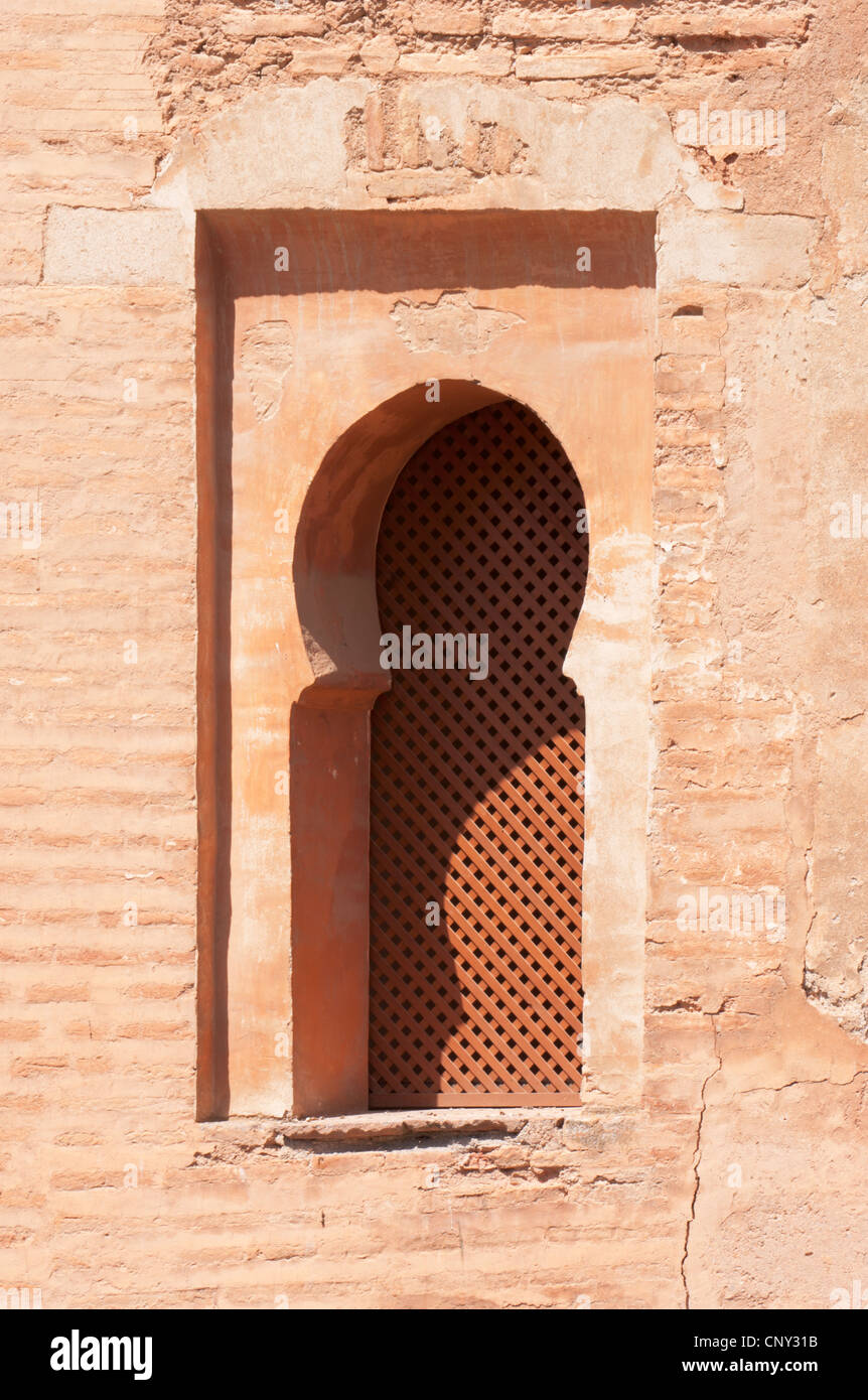 Maurischen Stil-Fenster in der Alhambra in Granada Stockfoto