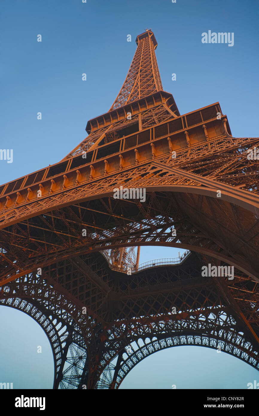 Der Eiffelturm eisernen Gitterwerk (Eiserne Lady) Stockfoto