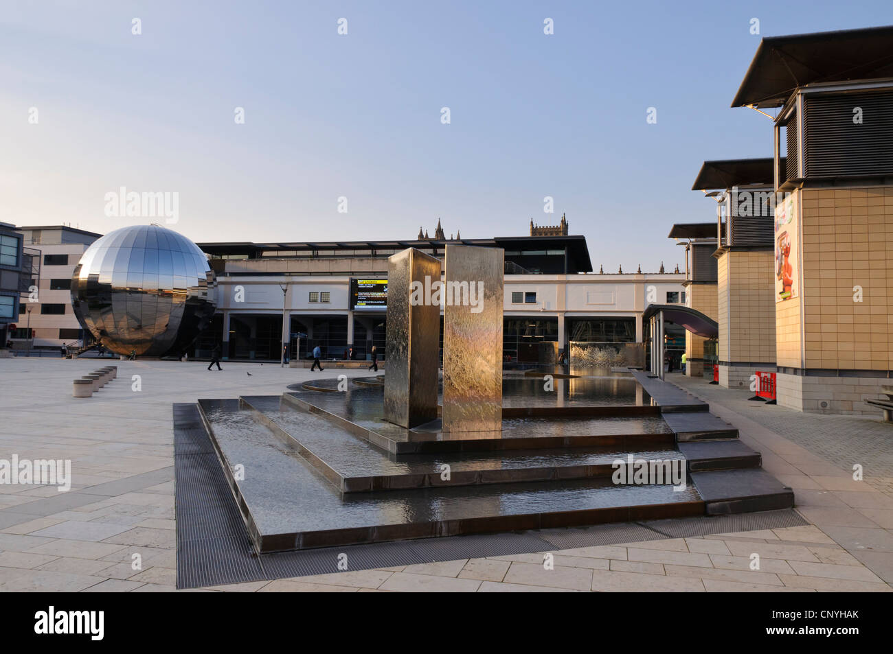 Millennium Square im Zentrum Stadt von Bristol, UK Stockfoto