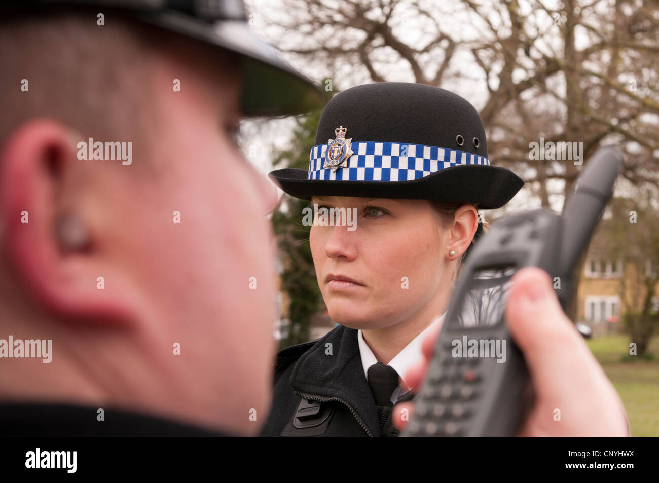Community Support Officer auf dem beat Stockfoto